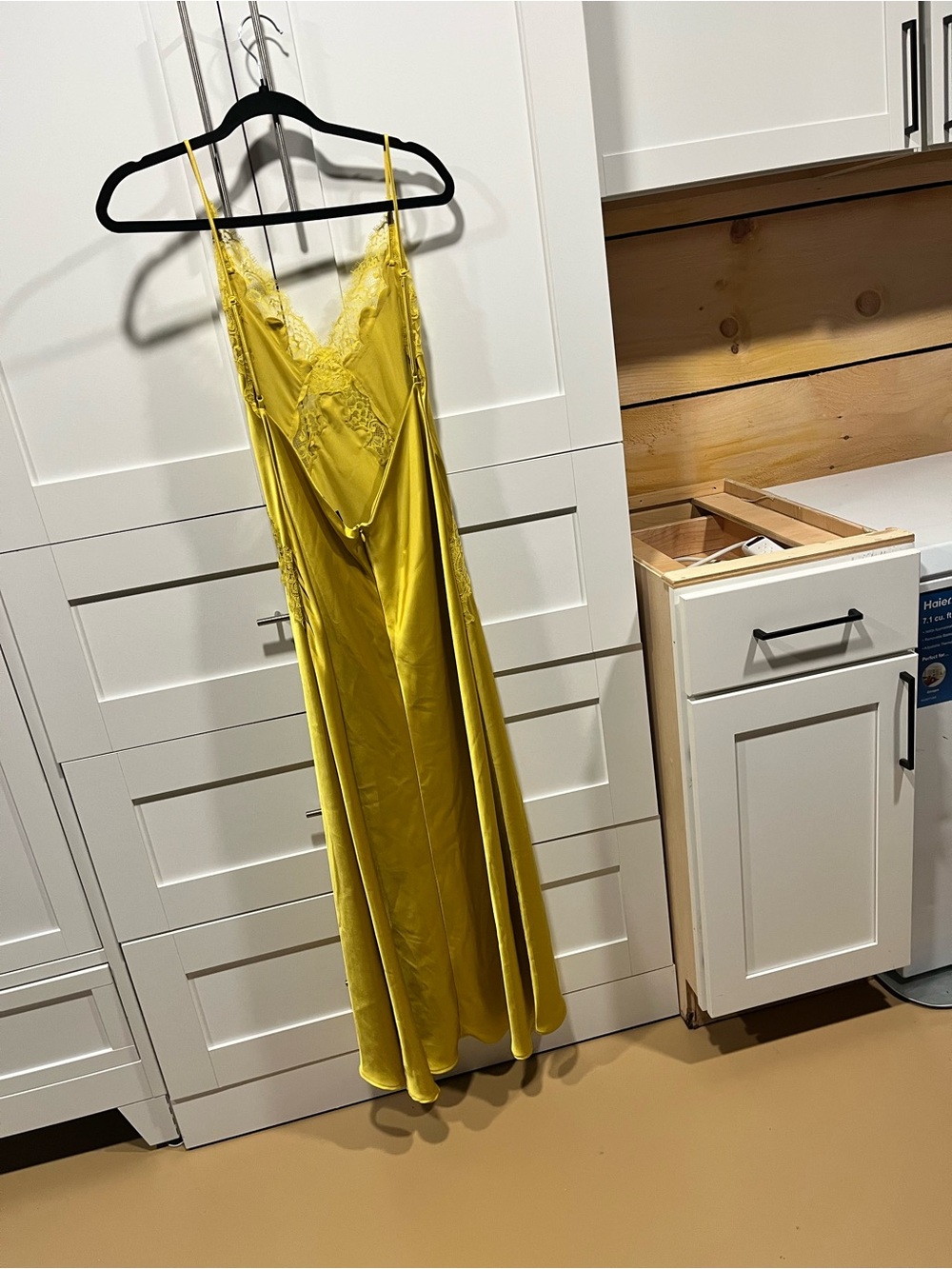LAST CALL- dress to be donated
Zara Yellow Lace-Trim Satin Midi Dress NWOT - Picture 3 of 16